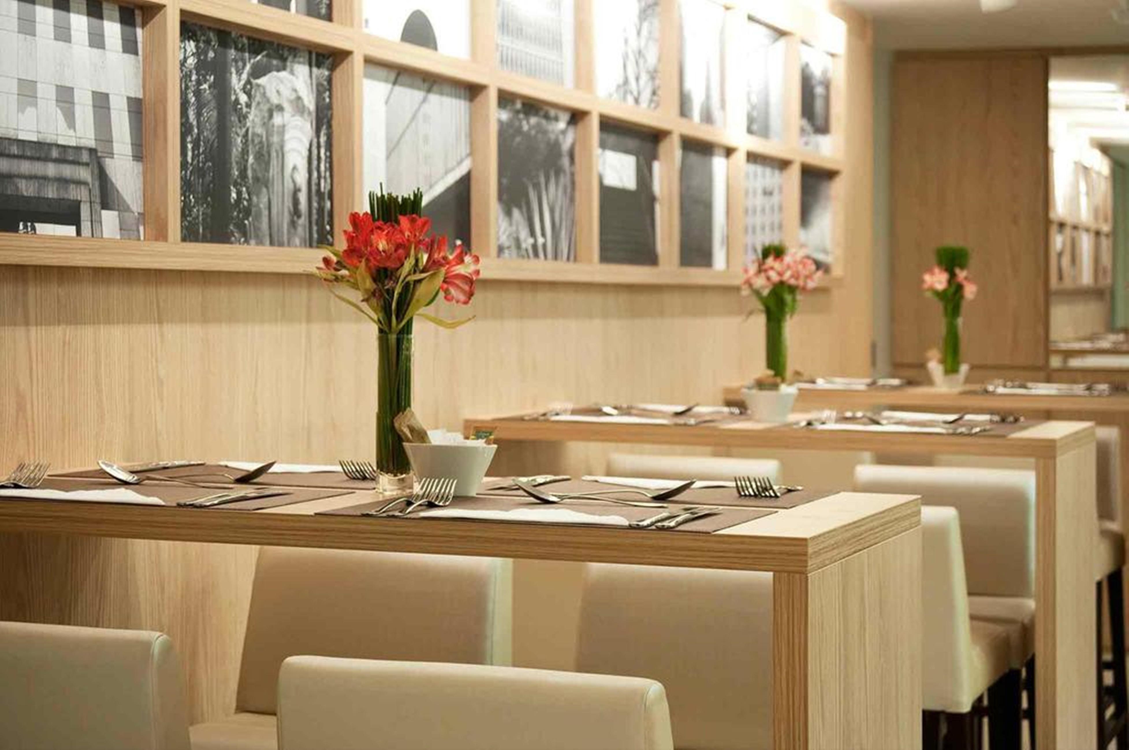 Mercure Sao Paulo Pamplona Restaurant photo